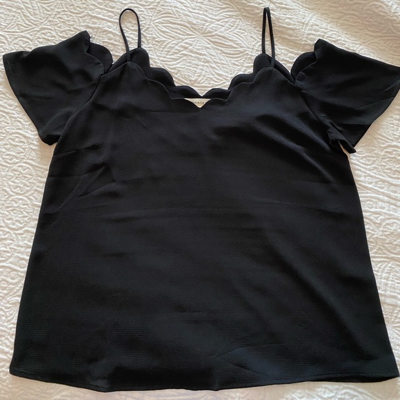 Monteau Black Scalloped Off The Shoulder Blouse - Picture 3 of 7